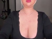 Ik ben hier om te geven wat je nodig hebt - met een lichaam dat smeekt om aangeraakt worden en een verbeelding die geen grenzen kent. Kom spelen en ontdek hoe ver we kunnen gaan...