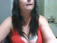 Heey!  Wat leuk dat je mijn profiel bekijkt. Ik ben een verlegen speelse meid die altijd in is voor gezelligheid... of een lekker geil gesprek waar de spetters van af springen.... Ook kunnen we cammen als je dat durft !! Je kunt je wensen ook aangeven...  ik breng ze graag in vervulling. Van alles is mogelijk. Dus houd je niet in en kom snel !!   Ixxx Latoya xxx