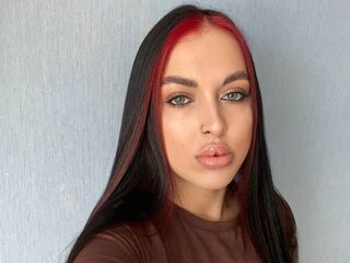 girl AgataDiamonds