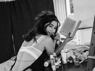 girl showing pussy AnnieClay