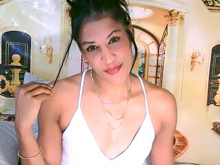chat room live webcam AzzyGreene