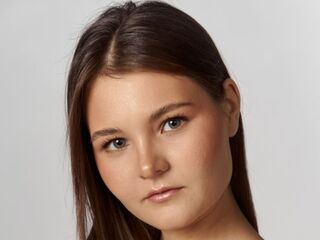 naked webcam girl picture CaritaMattox