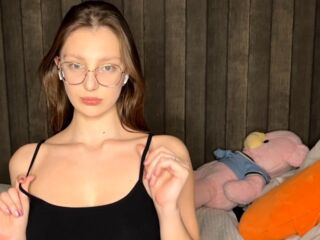 camgirl masturbating with sex toy ChristieHaluska
