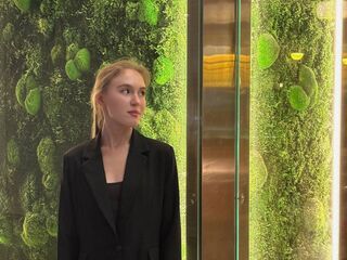 cam whore EdaNoreikaite