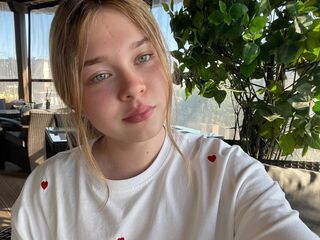 kinky webcam video KendallHennig