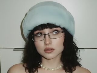 camwhore shaved pussy LonnieMackaman