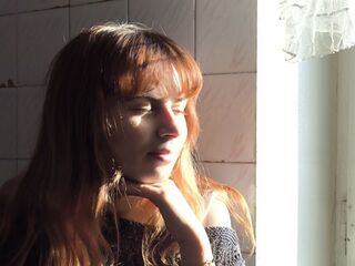 naked cam girl fingering pussy SerafinaGoettl