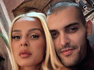 naked webcam couple livesex GinaMikelSchmidt