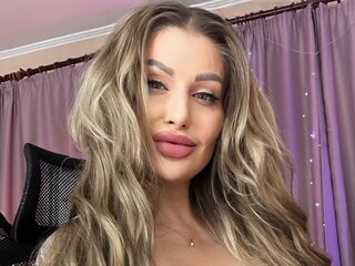 camgirl bdsm live sex show LuxeAnna