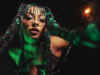 camgirl bdsm cam MadyWestt