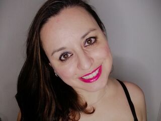 sexy cam girl AdelaAlbaNatural