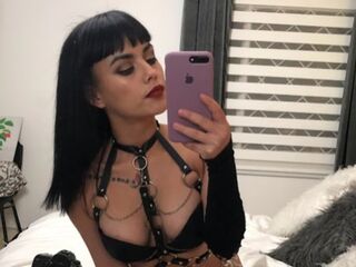 camgirl masturbating with dildo AgathaMallbeck