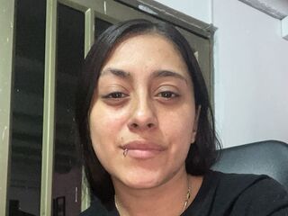 naked cam girl picture AikosLorens