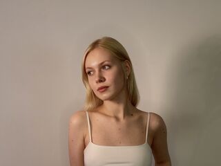 adultcam photo AishaNaeher