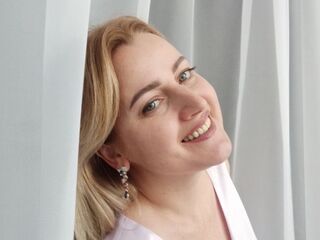 hot chat room AlexaDeneuve