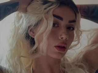 jasmin cam model AlinaVarenne