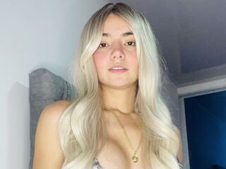 naked girl with webcam fingering pussy AlisonWillson