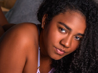 bedroom webcam AmaraRuiiz