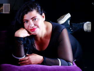 cam show AntonelaMontiela