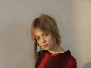 fingering girl webcam picture BellEltzroth