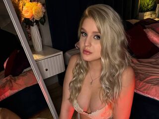 camwhore spreading pussy BlondieVi