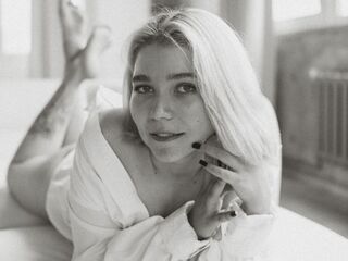 adult cam show BreanaAlosta