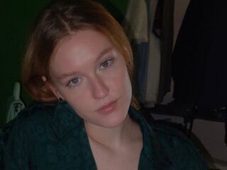streaming live webcam BronwynDivens