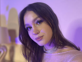 masturbating cam girl CarmenHill