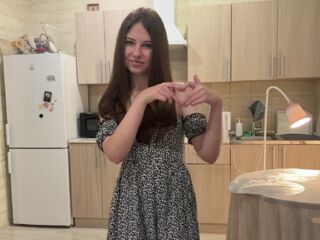cam show CecilyStalley