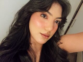 masturbating camgirl CelestinBennett