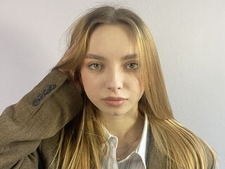 extreme cam picture ChariseKuhnke