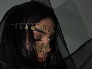 masturbating cam girl ChloeRouz