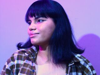 naked camgirl masturbating ChloyWallace