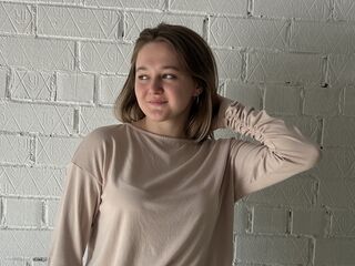 adult video chat ChristiaBenoy