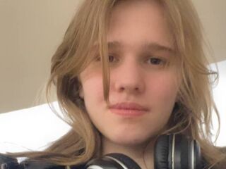 nude camgirl picture ChristieDemaline