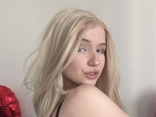 cam girl ChunBirdwell