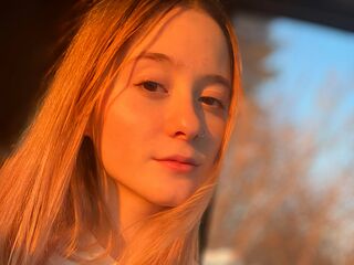 porn webcam DarlenaBallew