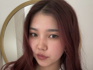 masturbating camgirl DebbiPitts