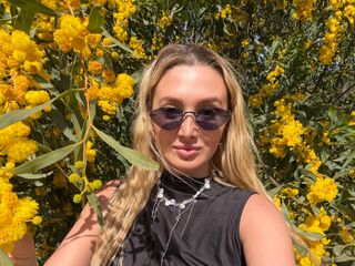 cam girl webcam DelaineClowerd