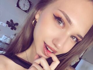 hot camslut EarthaMaruyama