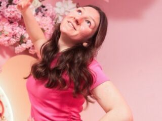 naked camgirl fingering pussy EarthaRivas