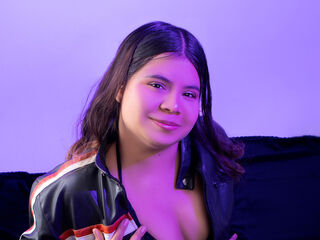camgirl ElaraBlake
