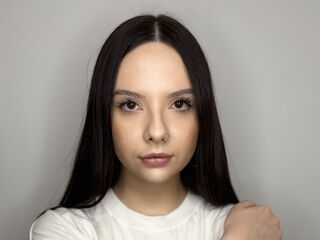 hardcore live show EmikoTriana