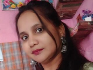 naughty camwhore EmiliaWalker