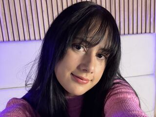 topless girl EmilyAleen