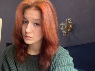 camwhore masturbating with dildo EmmaTrippa