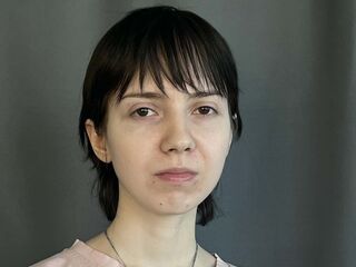 hot strip tease webcam EsterSugimoto