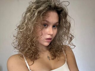 free nude cam FerminaConteras