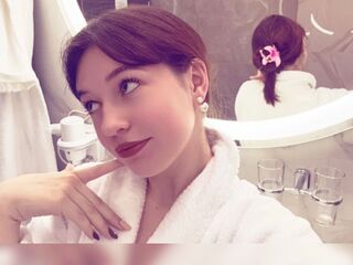 fingering camwhore GudrunManzone