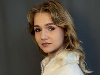 cam girl webcamsex HelenPetrini